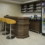 Lal Hotel