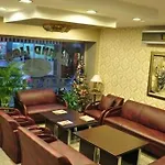 Grand Lion Hotel