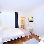 Finch Apartments
