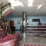 Yali Hotel