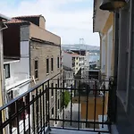 El Gusto Hotel