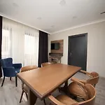 Corner Suite