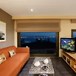 Deris Bosphorus Lodge Apartments