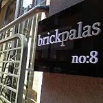 Brickpalas