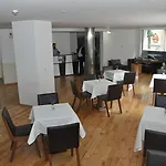 Istcity Hotel