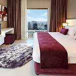 Oezay Suites