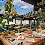 Sanat Hostel Taksim