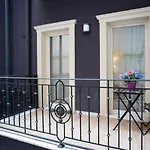 Deniz Suites