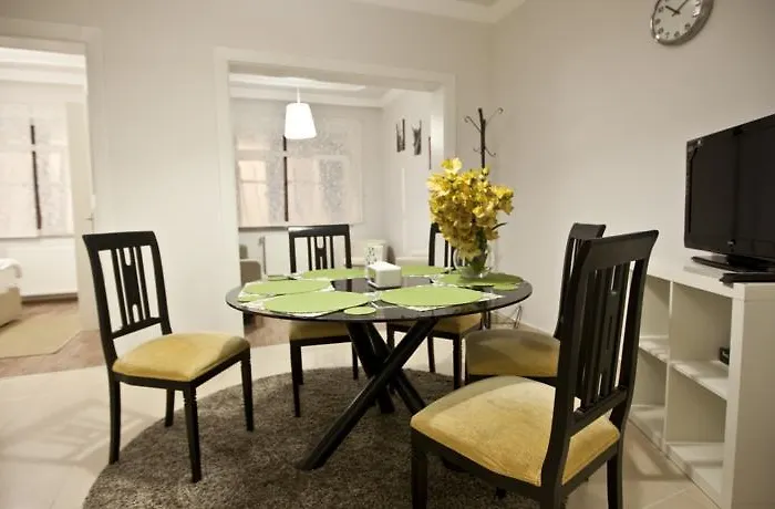 Mete Apartments