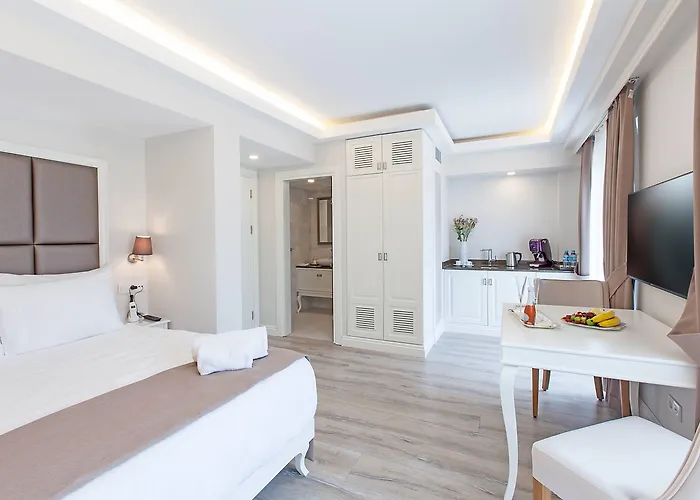 Perla Galata Hotel