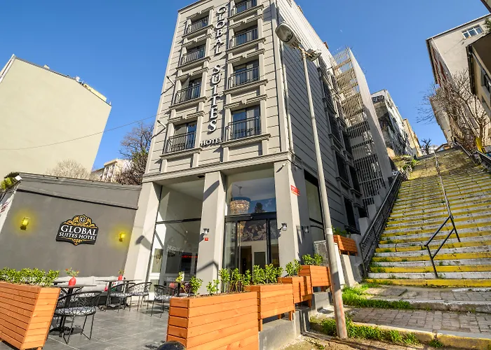 Global Suites Hotel