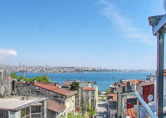 Cihangir Palace Hotel