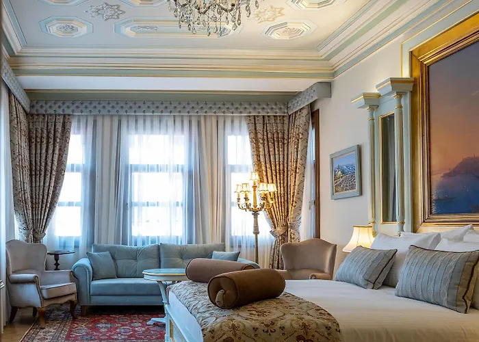 Ortakoey Hotel