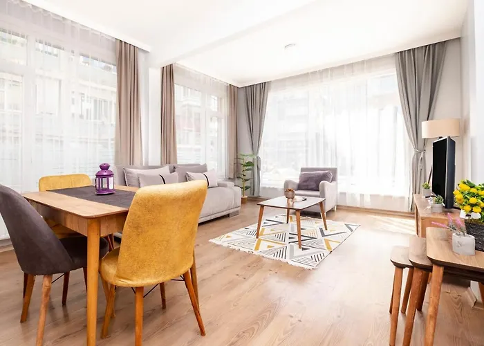 Lovely Flat Near Shore And Trendy Spots In Kadikoy