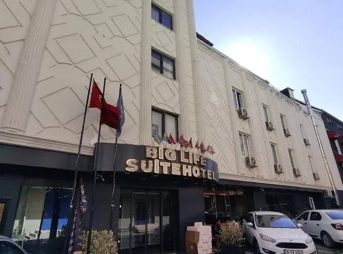 Biglife Hotel