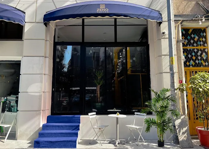 Zeno Suites Hotel