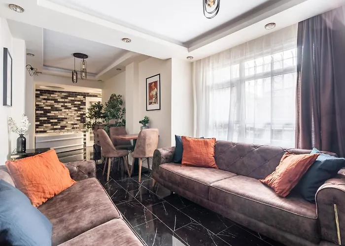 Refreshing Duplex Flat With Jacuzzi In Sisli