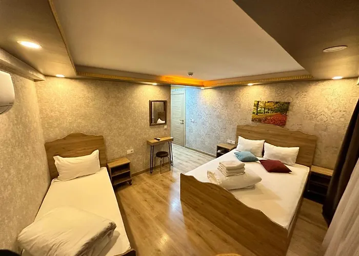 Golden Sail Hotel Old City