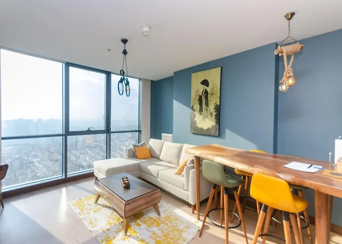 Stylish Flat-Eagle Eye For Istanbul