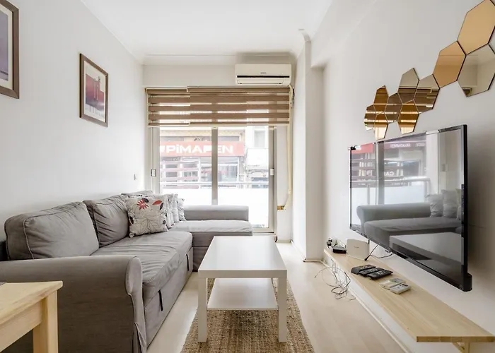 Cozy Flat Near Nisantasi And Trendy Attractions
