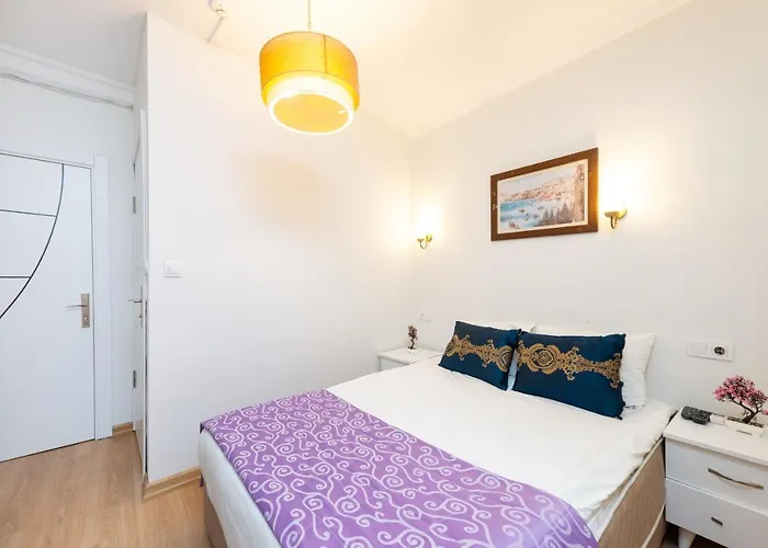 Istanbul House Hotel