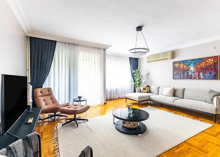 Chic Spacious Flat W Balcony 5 Min To Moda Coast