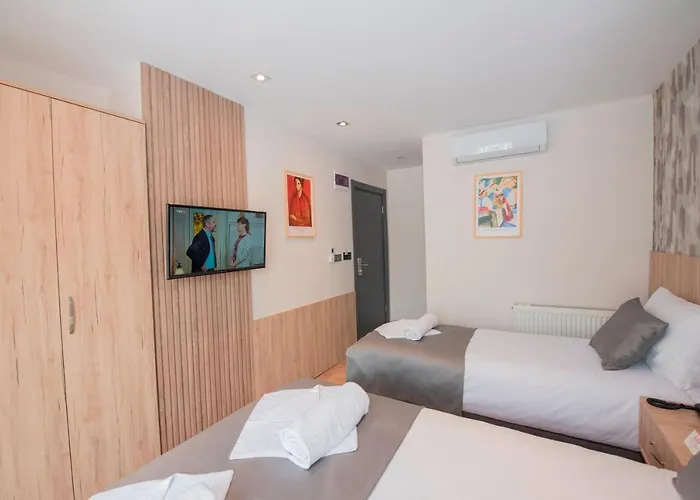 Mahya Hotel