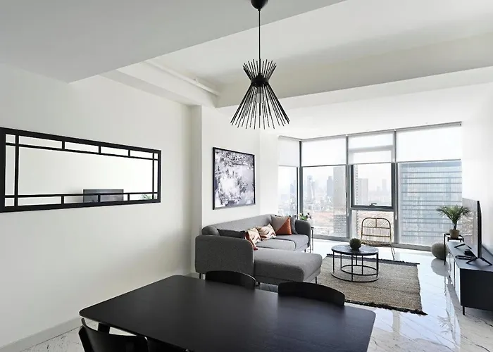 Beautiful Modern 1Bd Condo Views W Poolgym! #223