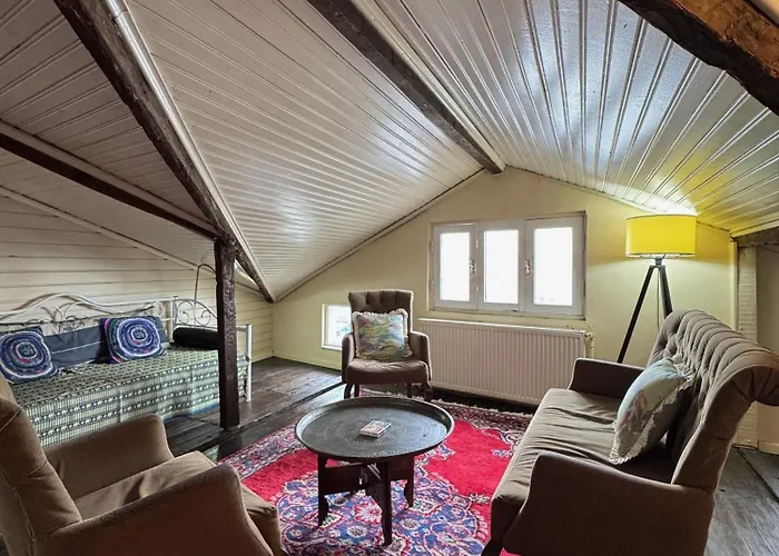 Roza\'S Istanbul Homestay