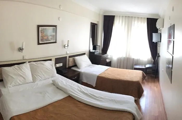 Hotel Grand Mark