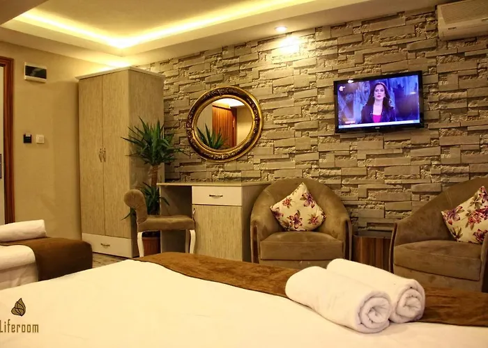 Hotel Life Room