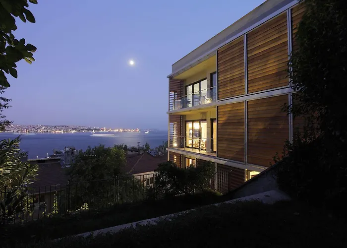 Deris Bosphorus Lodge Apartments