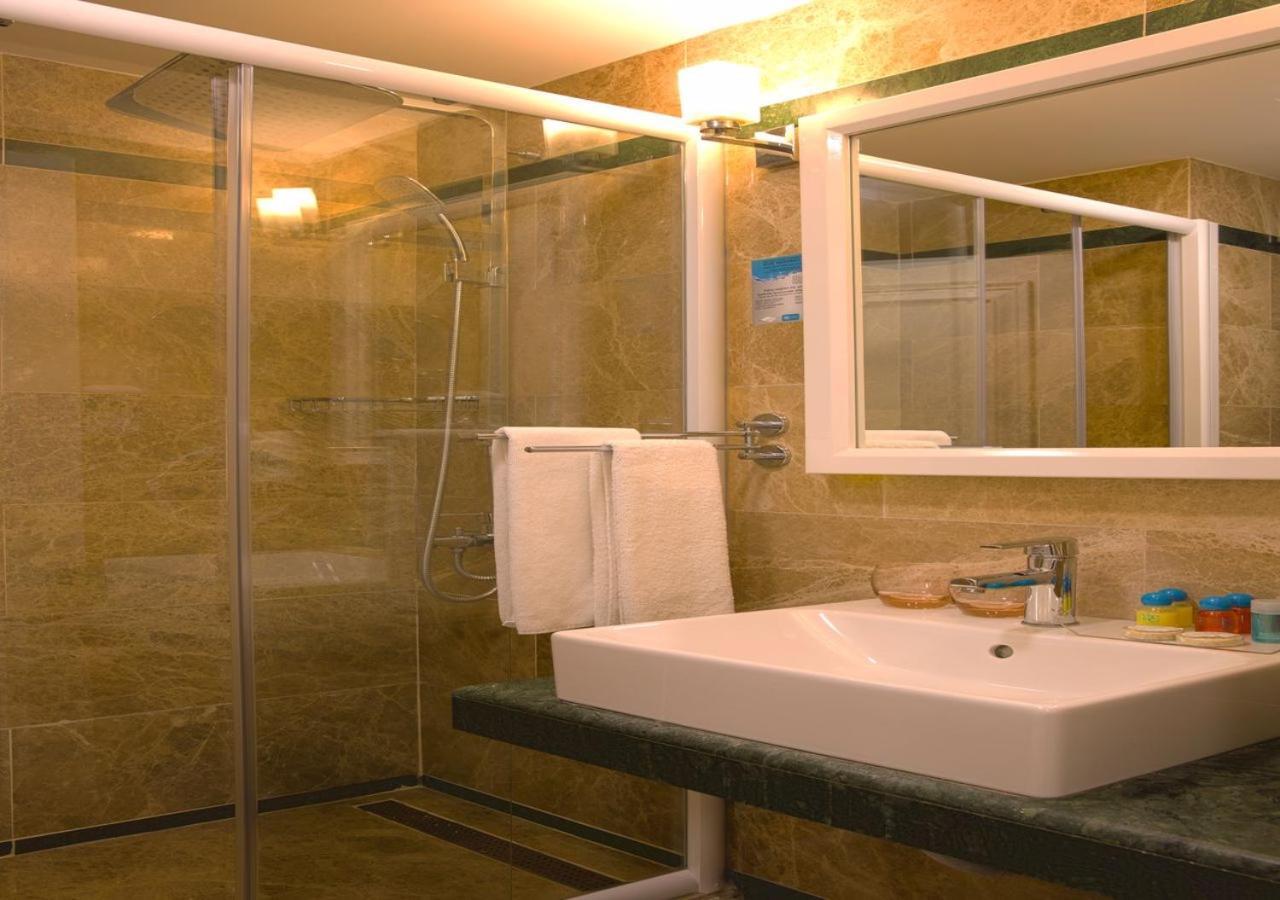 Ve Bogazici Hotel Istanbul