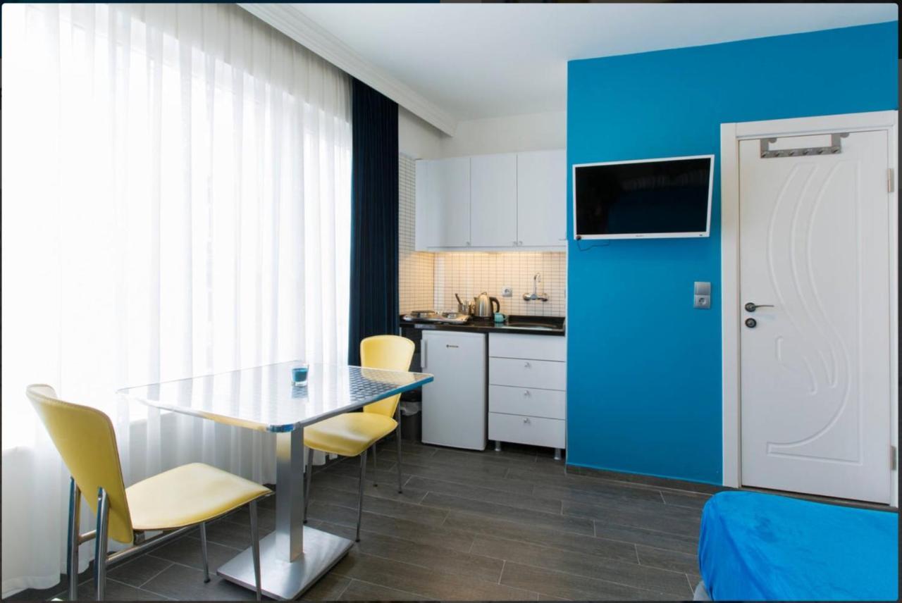 Aparthotel Blue *