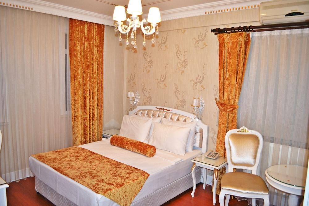 Hotel Alyon Taksim 3*