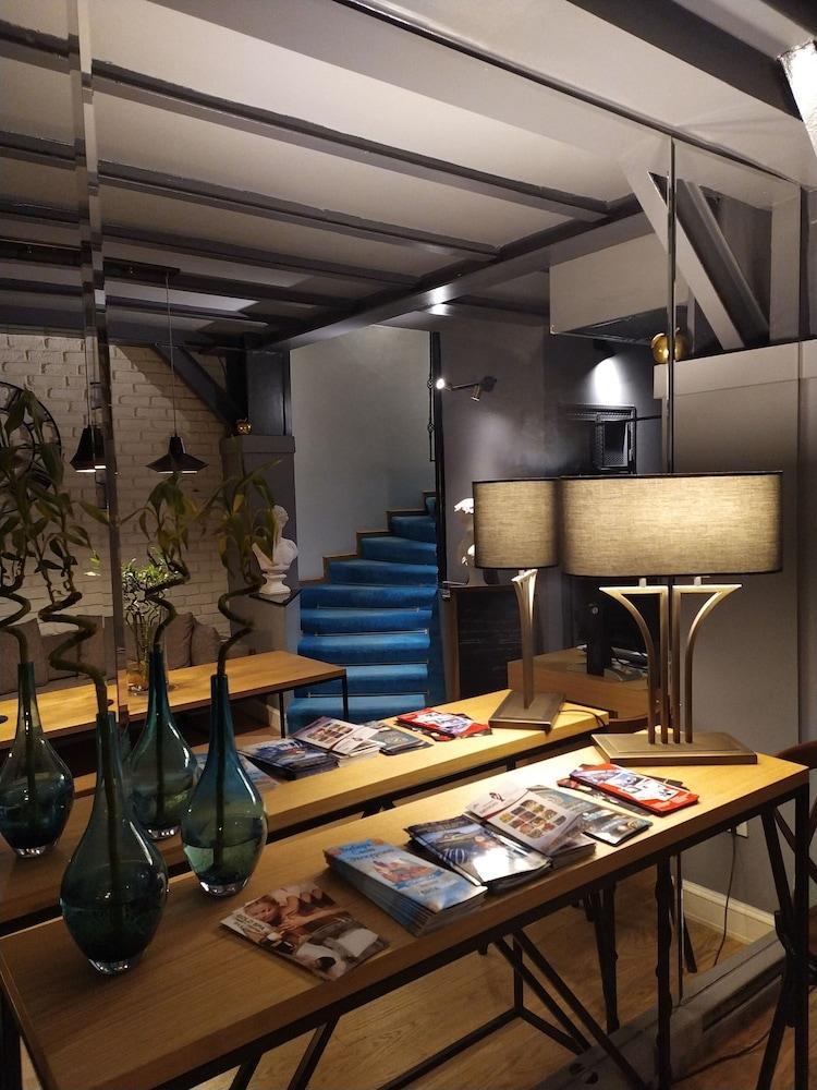 Hotel Jakaranda 3*