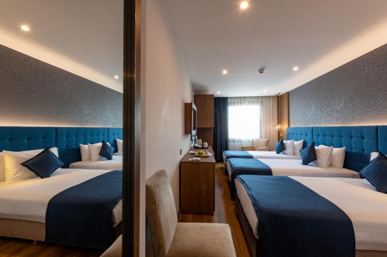 Hotel Nova Plaza Crystal & 4*
