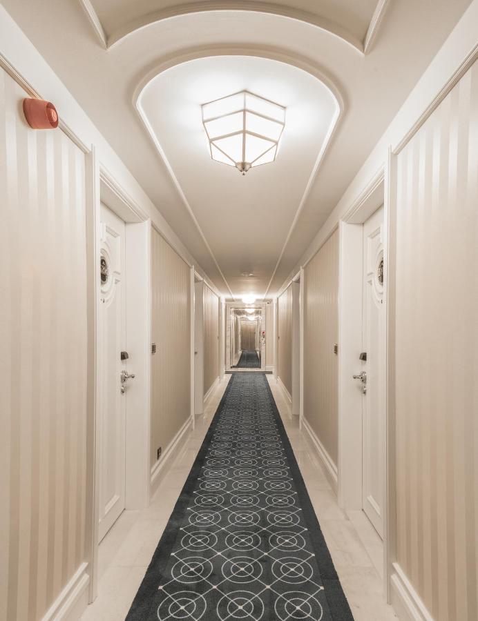 Metropolitan Taksim 4*