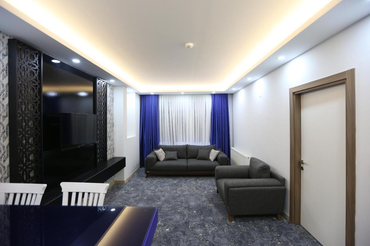 Hotel Random 3*
