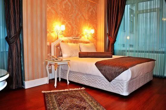 Alyon Taksim Hotel 3*