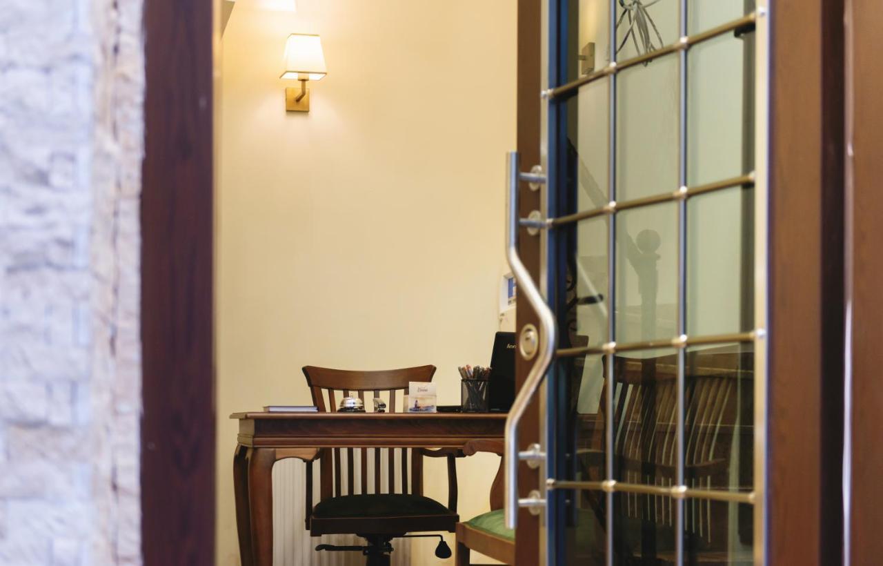 Gloria Old Hotel