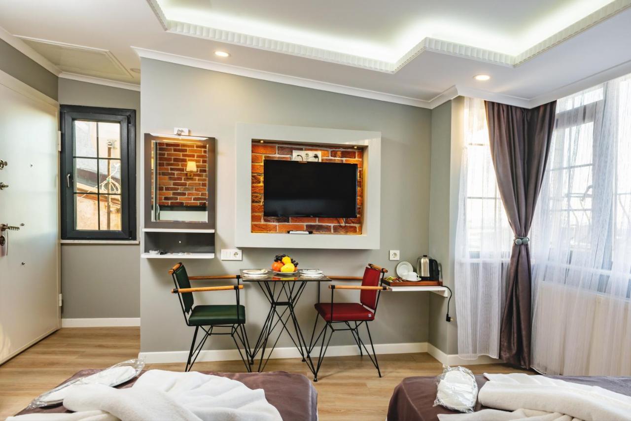 Gloria Old Hotel *