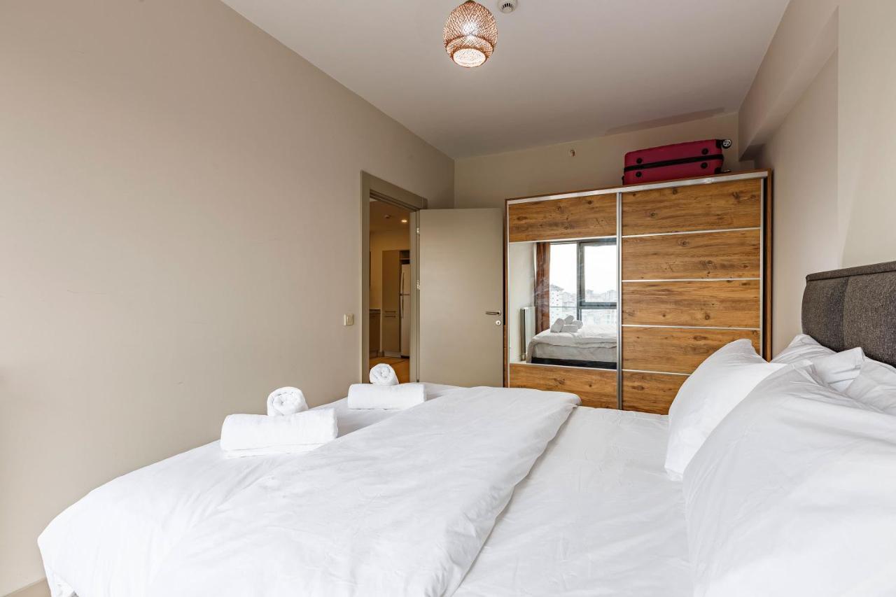Modern Apartment With Fantastic City Near Kadikoy Istanbul