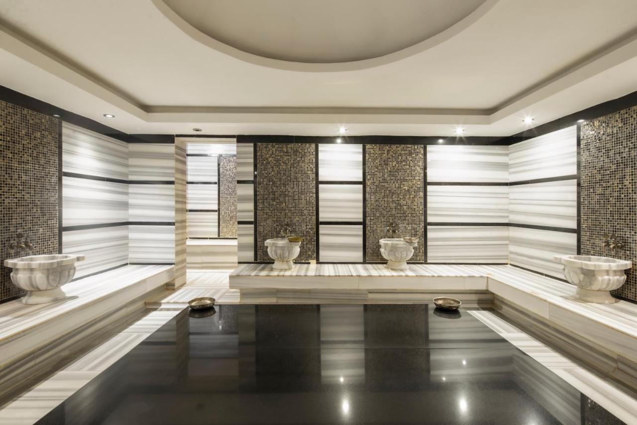 Crowne Plaza By Ihg Hotel 5*