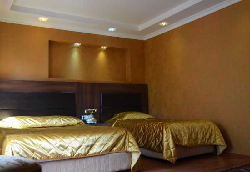 The Hotel 3*