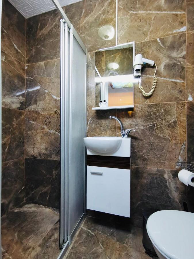 Otel Kadıköy *