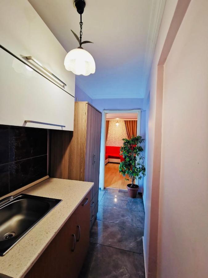 Otel Kadıköy *