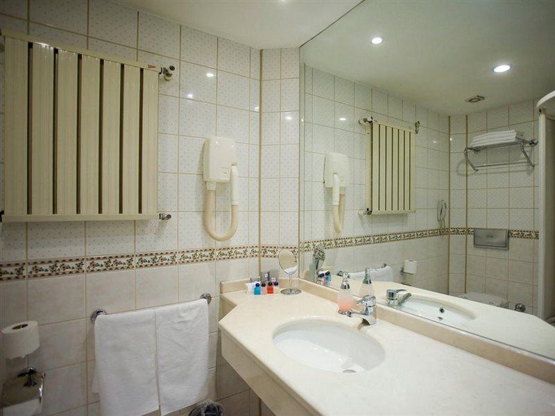 Park 156 Hotel