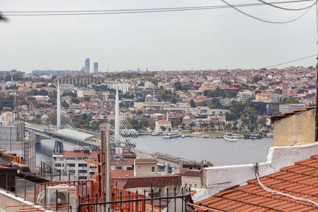 Renovated At The Heart Of With Huge Terrace Apartment