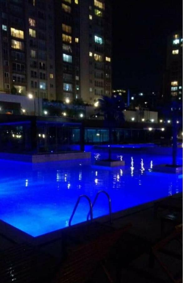 Apartamento Beylikduzu Huzurlu Aile Yasam Sitesi Ful Donanimli Ev
